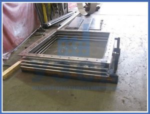 прямоугольные линзовые компенсаторы в Ангарске